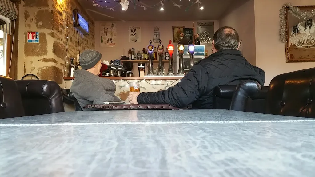 la cave de la reine_Chaillac_slider_image_3