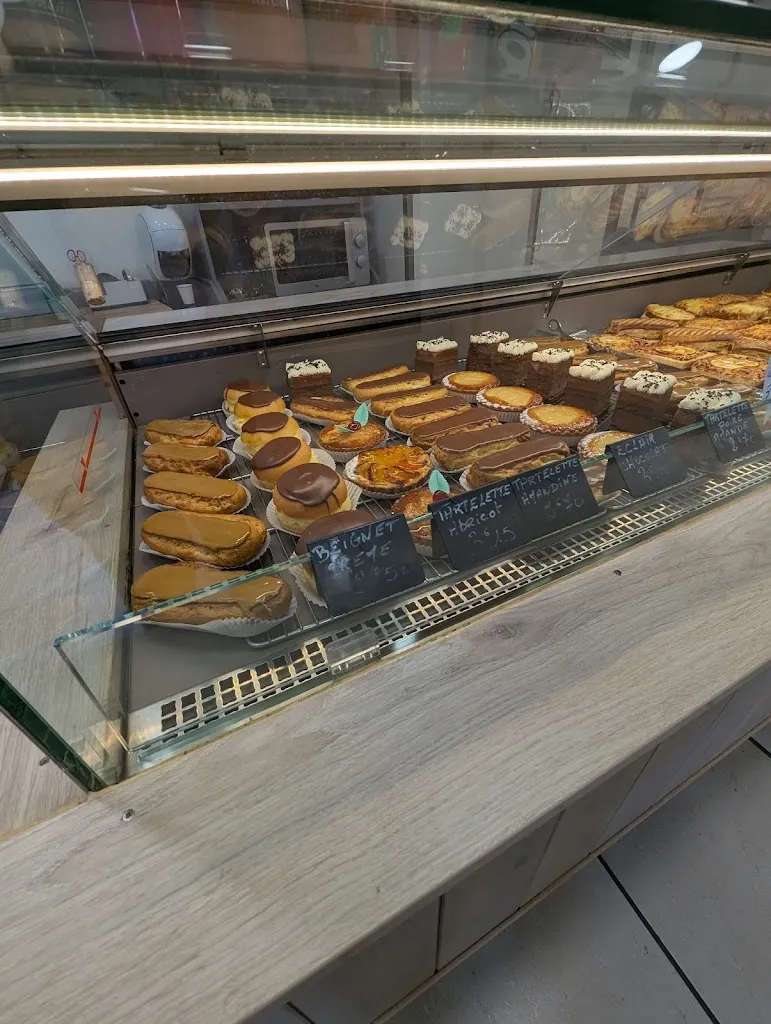 Aux Delices de Caroline_Chabris_slider_image_3