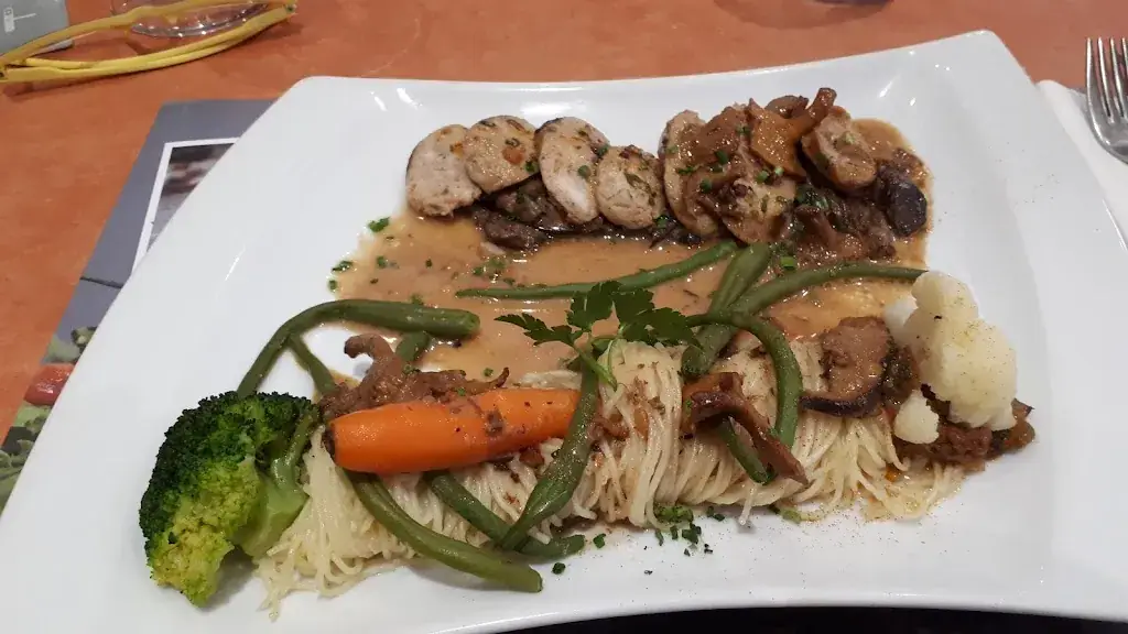 Menu_Restaurant @ Auberge du Palais_Celles-sur-Durolle_image_7