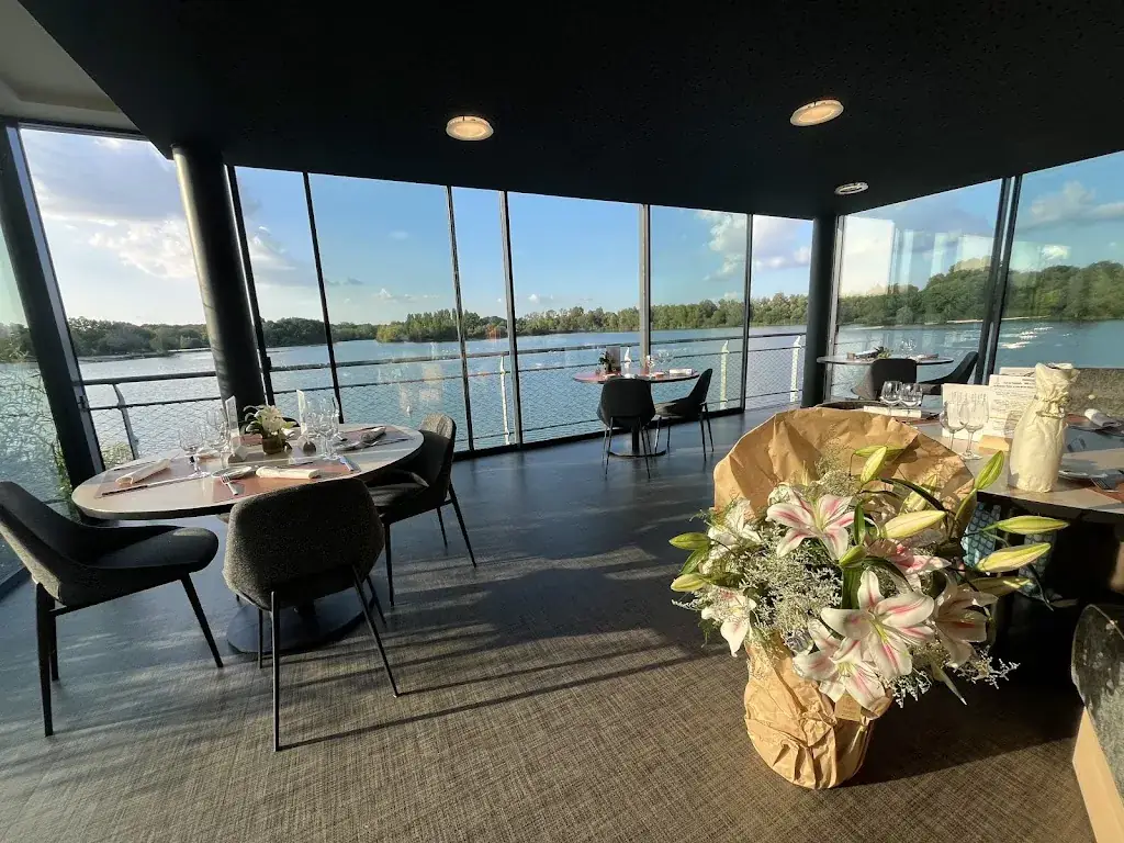 Restaurant sur le Lac_Châlette-sur-Loing_slider_image_3
