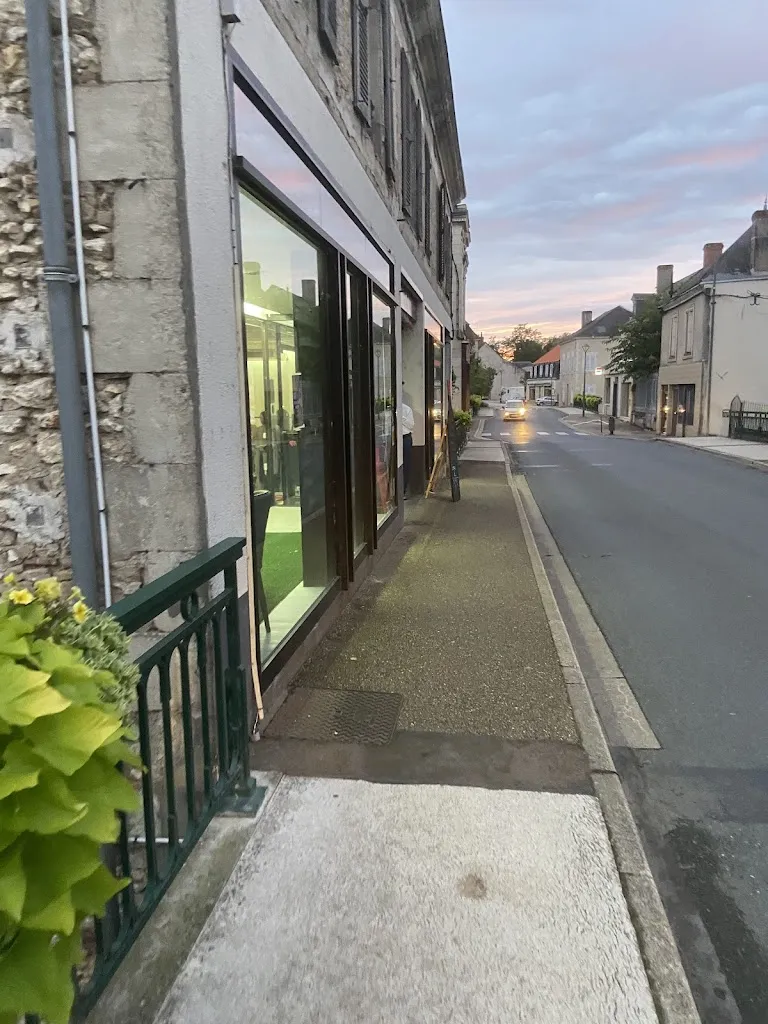 Arm_LE QG_Buzançais_review