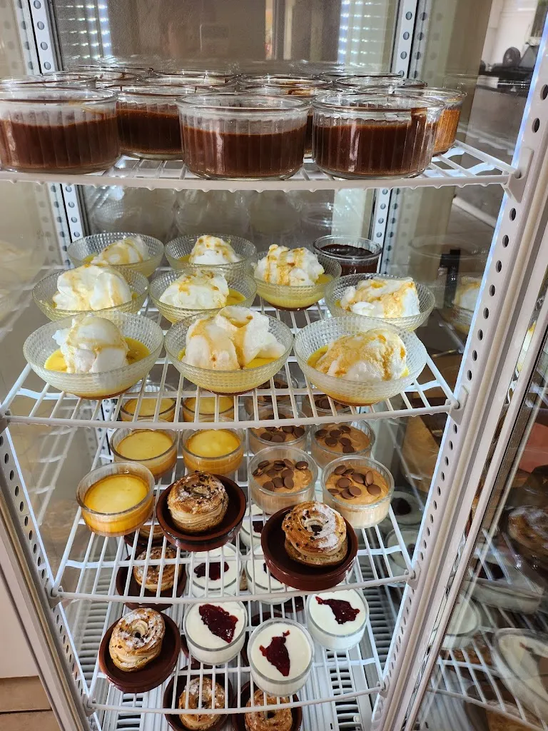 Le relais 143 restaurant in Buzançais