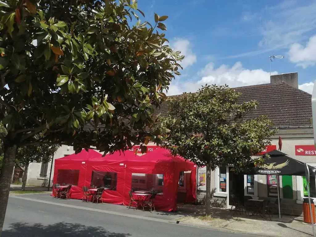 Le Comptoir de l’Amitié_Saint-Genou_slider_image_3