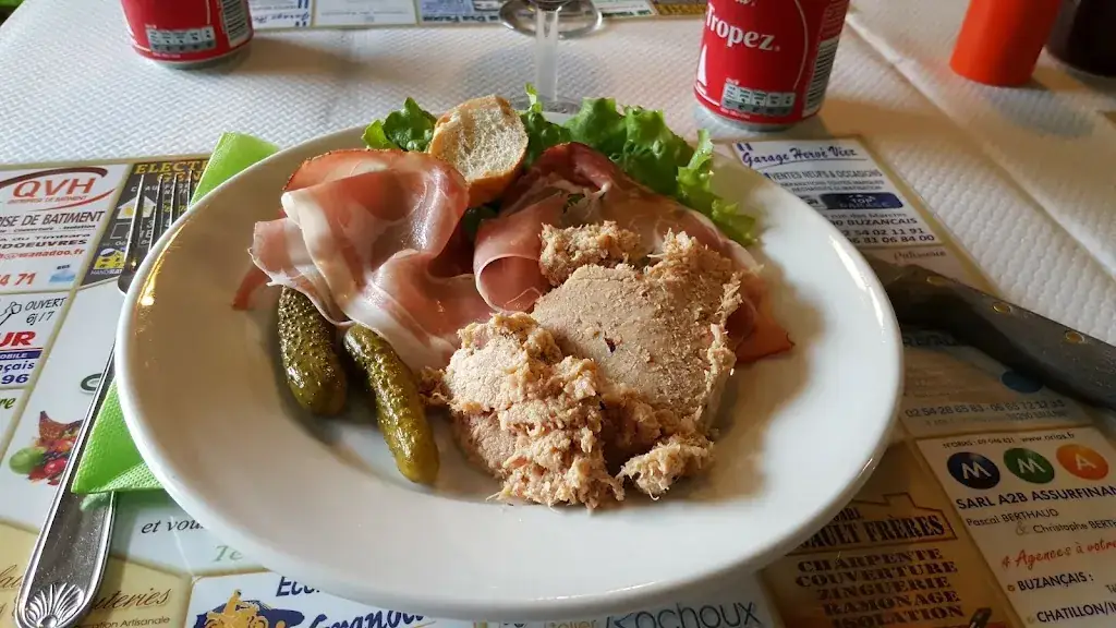 Martial Bacquet_Café Restaurant Les Hervaux_Buzançais_review