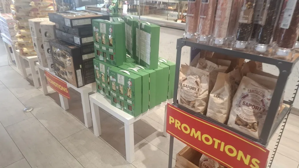 Joanne Clare_Aire du Jardin des Arbres_Varennes-Changy_review