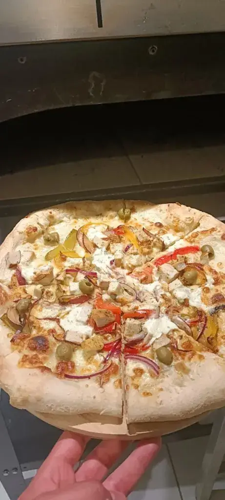 Star pizza_Varennes-Changy_slider_image_2