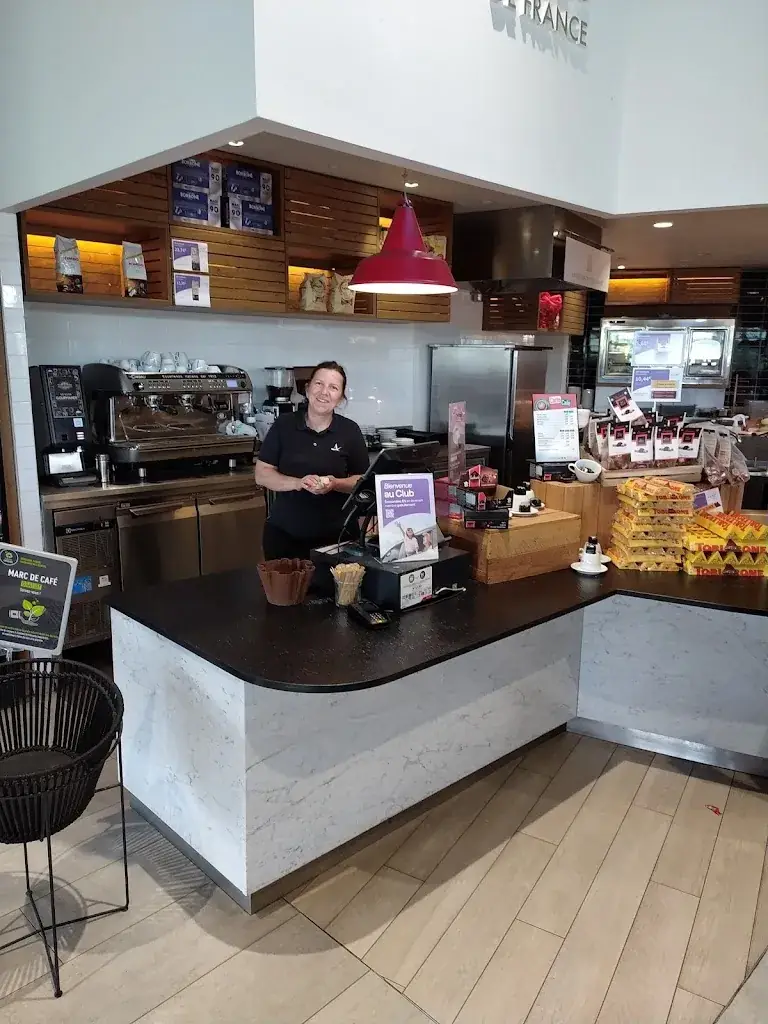 Territoires de France - AUTOGRILL Jardin des Arbres - A77_Varennes-Changy_slider_image_2