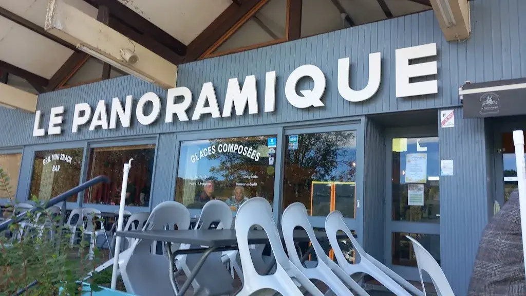 Le Panoramique restaurant in Saint-Rémy-sur-Durolle