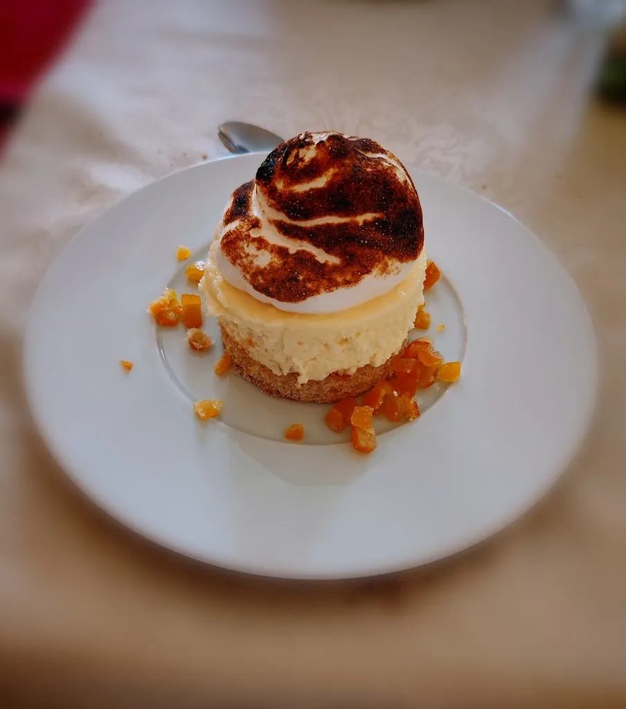 Auberge de la Cléry_Saint-Hilaire-les-Andrésis_slider_image_3