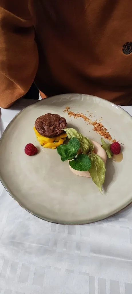 Vincent LE GUENNEC_L’ardoise_Orléans_review