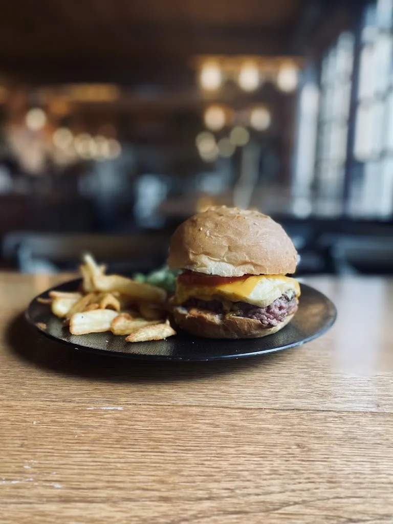 Well in Town_Orléans_slider_image_2