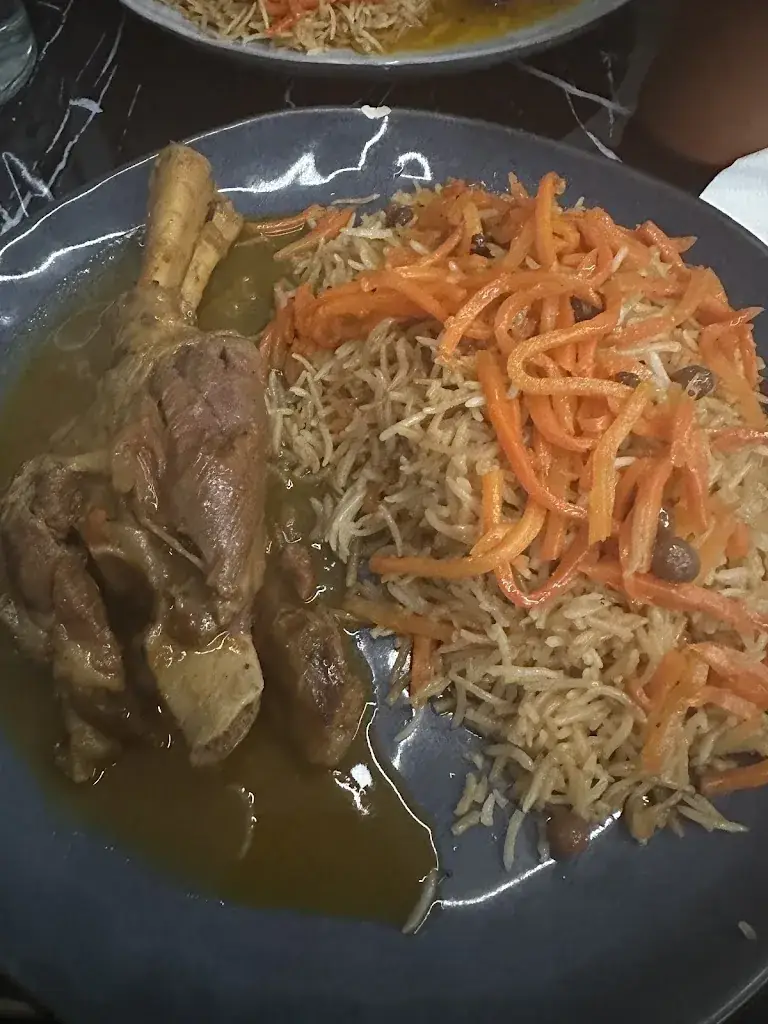 Hussein Barakat_Une porte sur Kaboul_Orléans_review