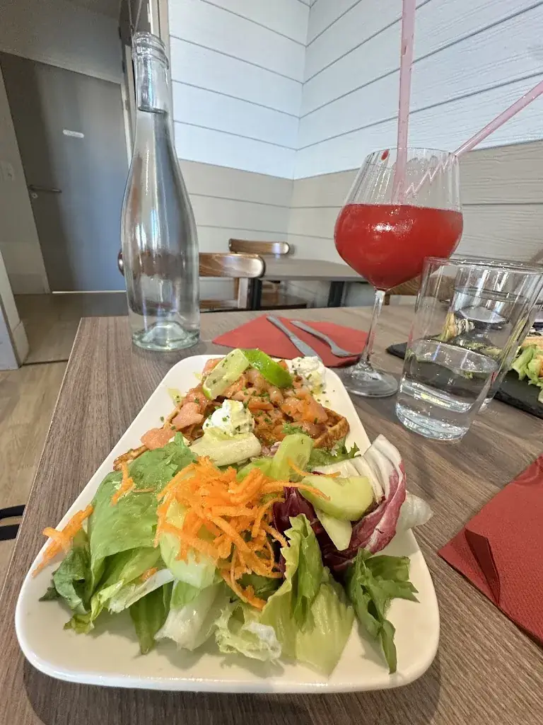 Lhr BKZ (LHR)_The Headwagon_Orléans_review