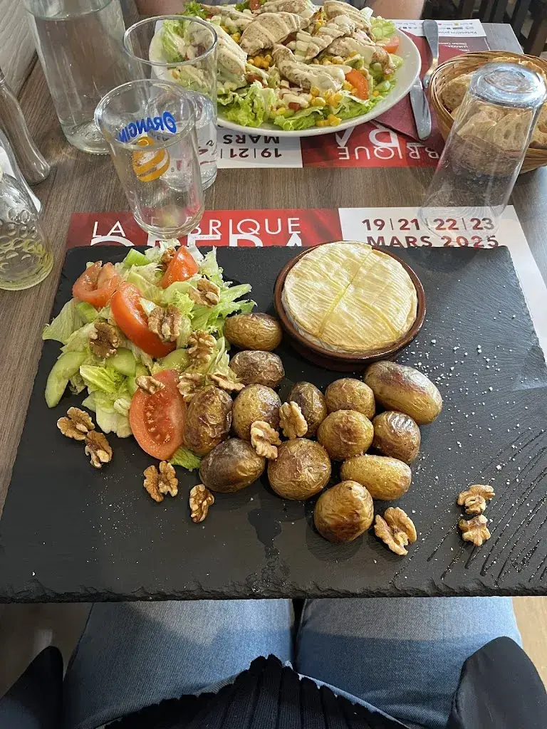 Marina Delepine_The Headwagon_Orléans_review