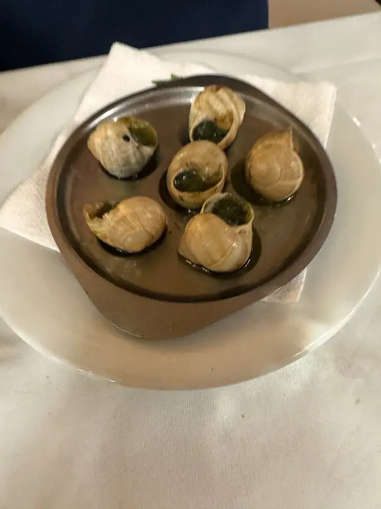 harriet miller_La Chancellerie_Orléans_review