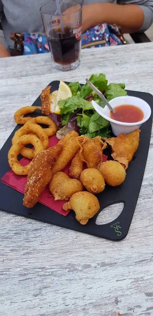 Job Eijlders_La Chancellerie_Orléans_review