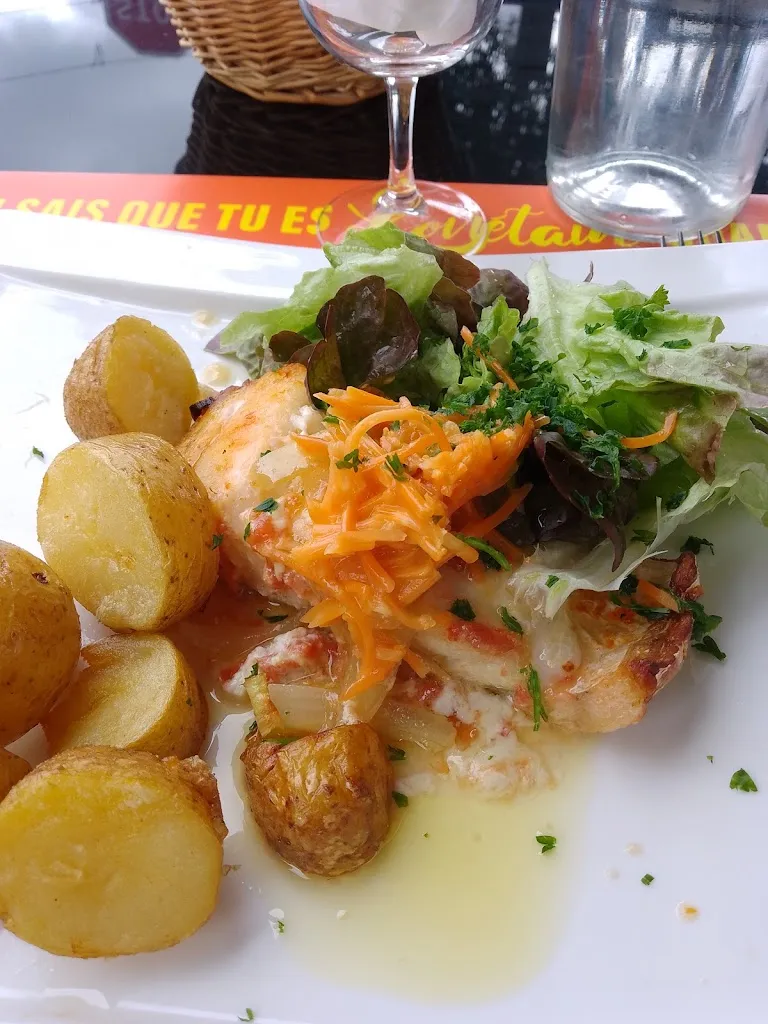 CLEMENCE AURELIE_Le Pari's_Orléans_review