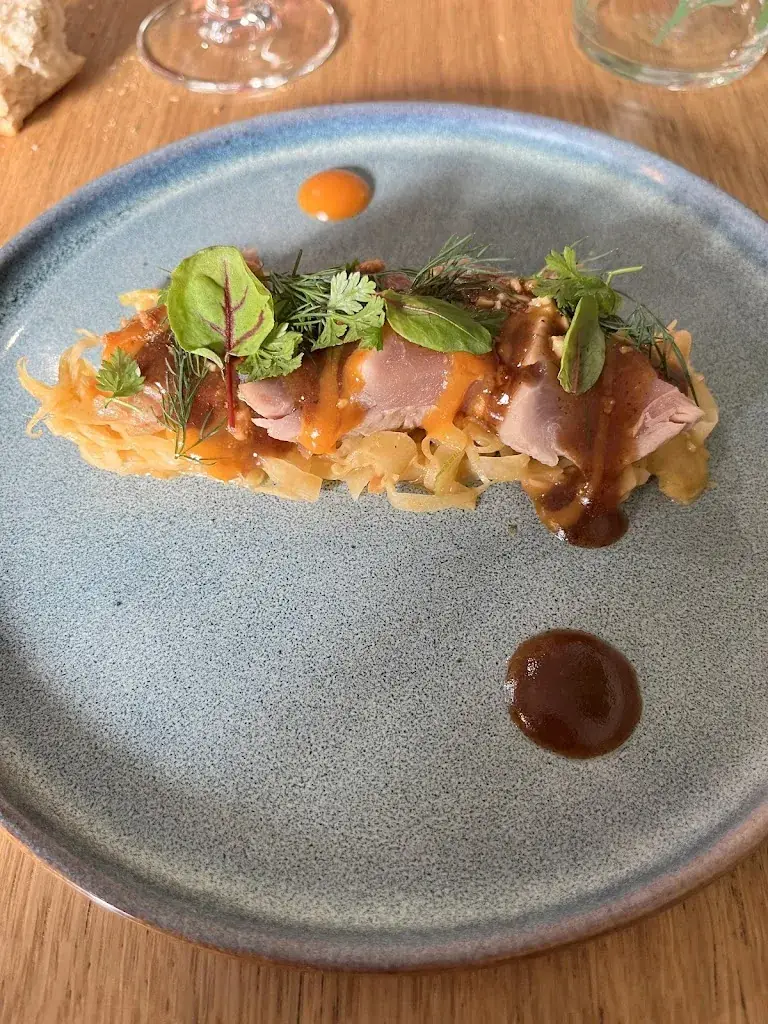 Leclercq Olivier_Papilles en herbes_Orléans_review