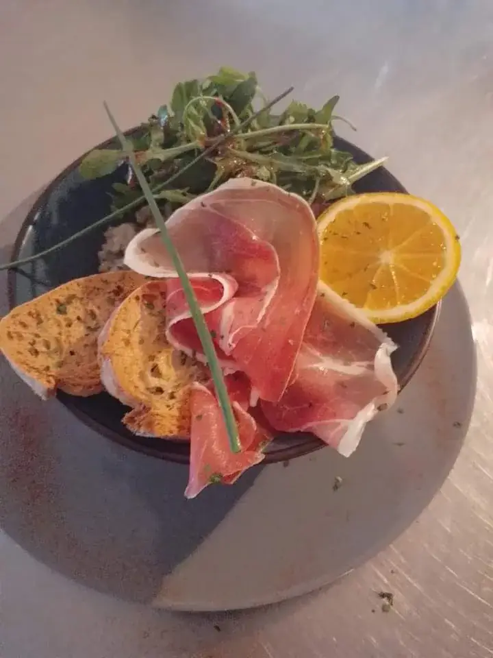 Menu_Bar / Restaurant / Chambre à la nuitee à 45e/Le Champ de Foire à Châteaumeillant_Châteaumeillant_image_9