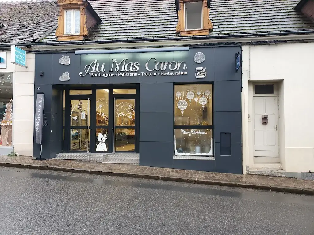 Au Mas Caron restaurant à Châteaumeillant