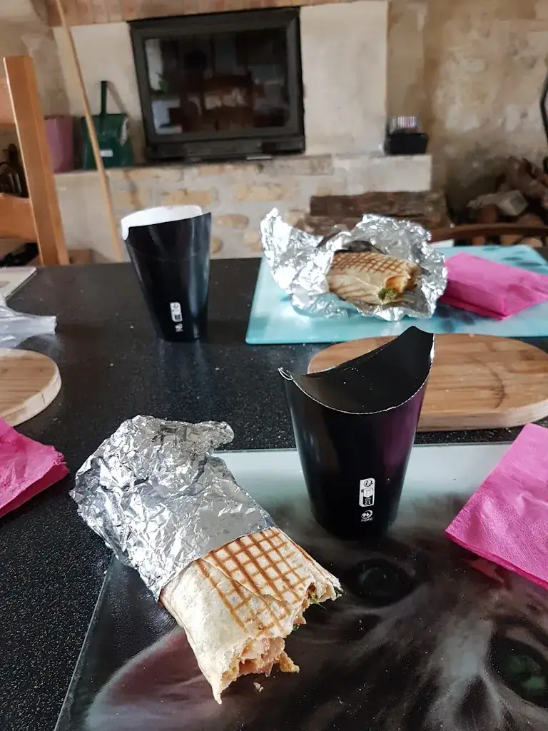 brunet.sylvie2@gmail.com Brunet.sylvie_Au marché plaine du milieu_Châteaumeillant_review