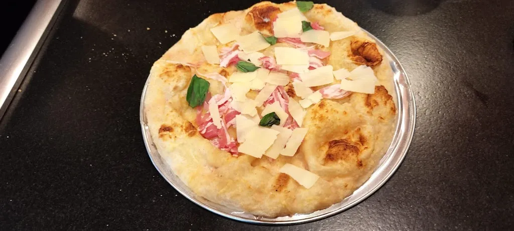 Accropiz’ distributeur restaurant in Chanceaux-sur-Choisille