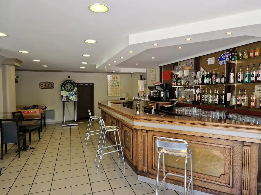 Le Petit bistrot Restaurant in Cessieu