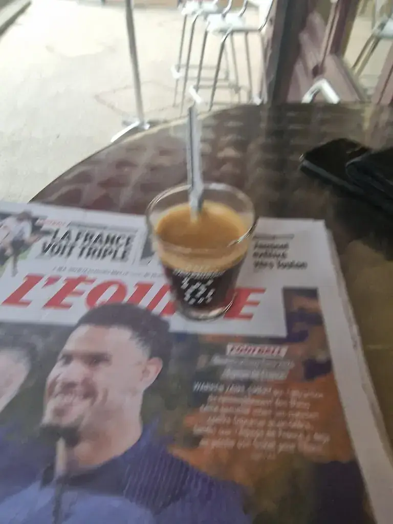 Le Petit bistrot_Cessieu_slider_image_3