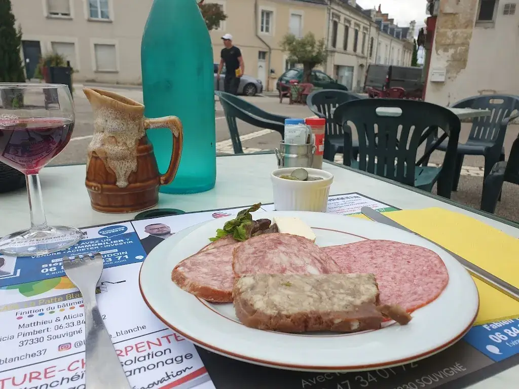 Menu_Café de la Ville Restaurant_Château-la-Vallière_image_3