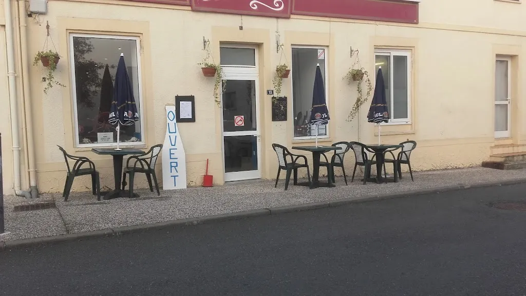 Les Touristes restaurant in Château-la-Vallière