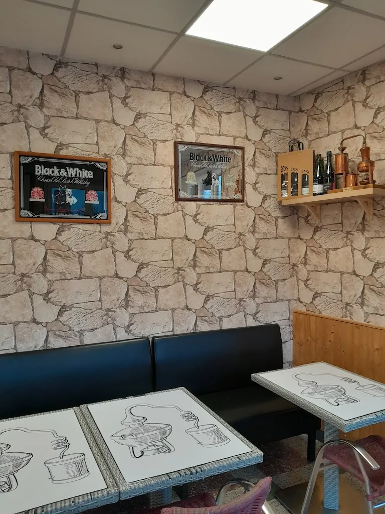 L'Alambic Bar_Cerdon_slider_image_3