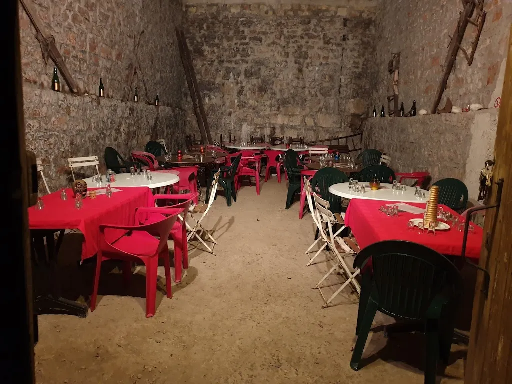 Caveau la Grand'Cave Restaurant in Cerdon