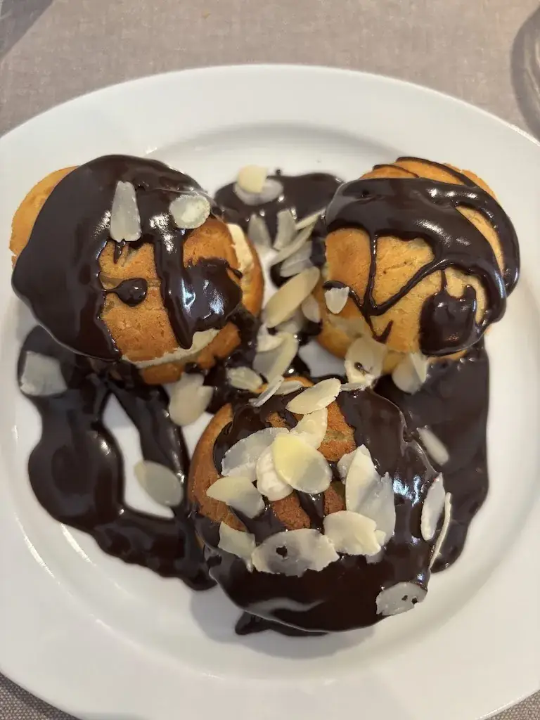 Amandine Llanas_Le Bistrot ROBERT_Sainte-Lizaigne_review