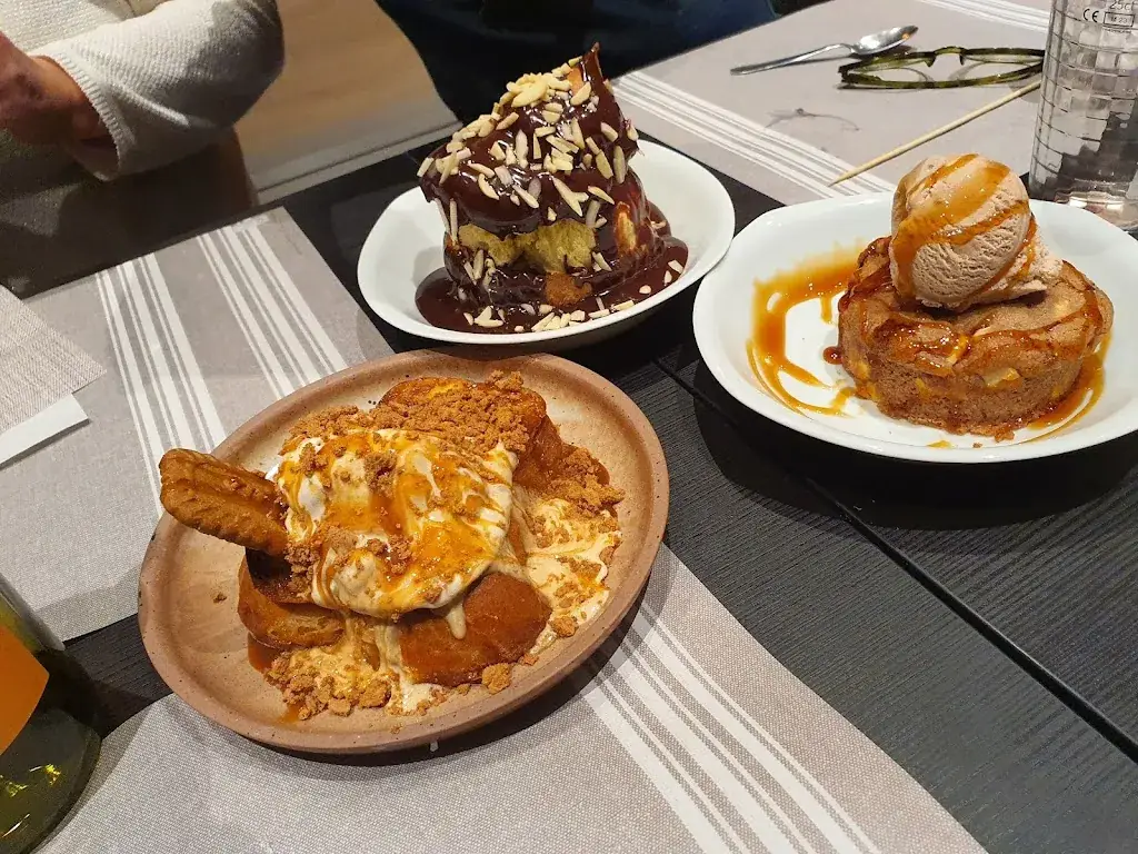 Le Bistrot ROBERT restaurant in Sainte-Lizaigne