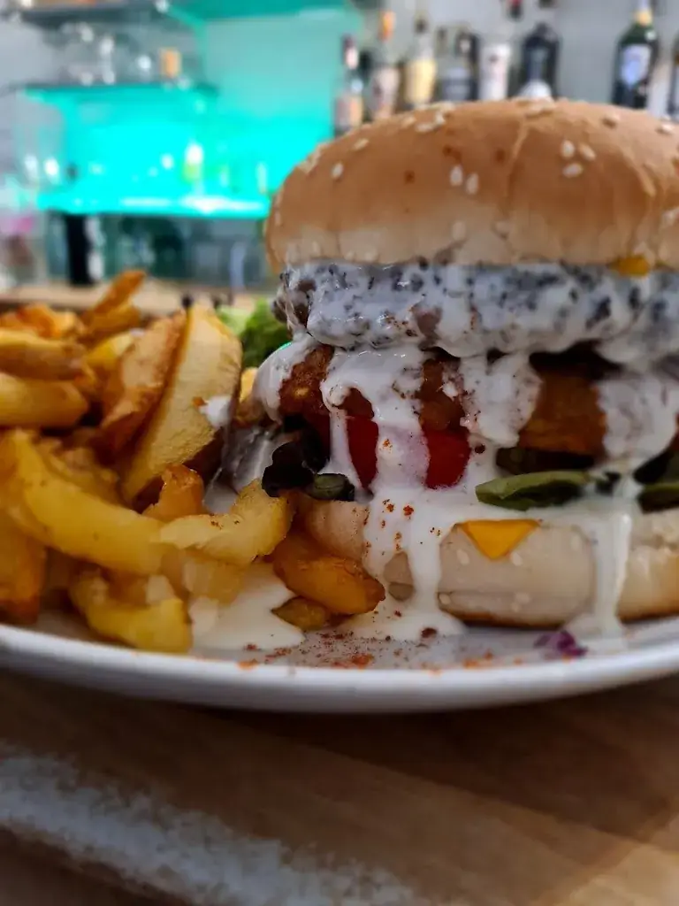 Le Traditionnel_Cessieu_slider_image_3