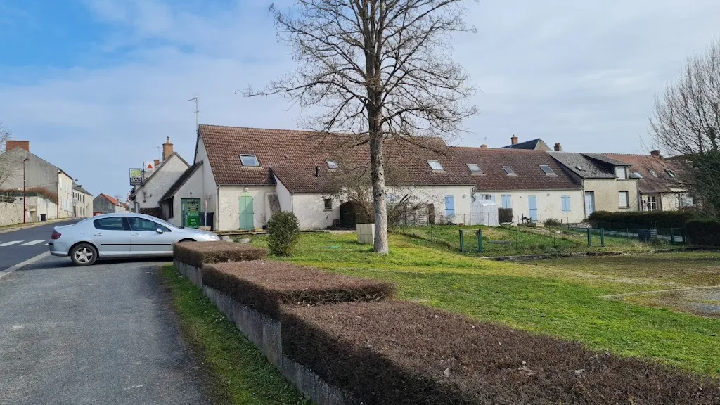 Aux Rives du Cher - Bar -Restaurant - burgers frites maison_Sainte-Thorette_slider_image_2