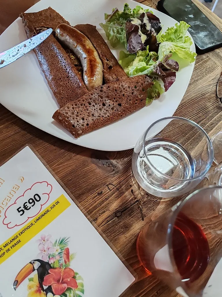 Catherine Brunet_Creperie, Les Galettes de Poulette_Châteauneuf-en-Thymerais_review