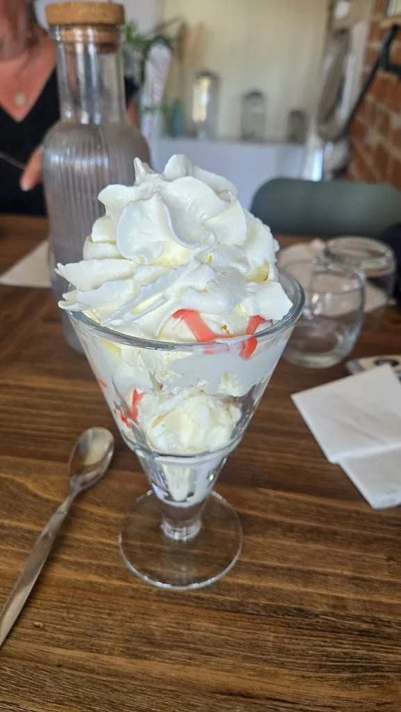 Cedric Gajewski_Creperie, Les Galettes de Poulette_Châteauneuf-en-Thymerais_review