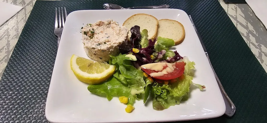 Mtygolu_La Bonne Fourchette Restaurant Pizzeria_Châtillon-Coligny_review