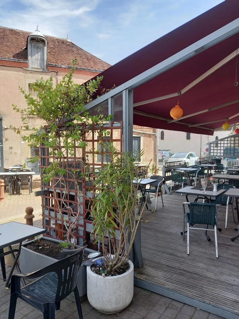 Restaurant Nitharsshini ristorante a Châtres-sur-Cher