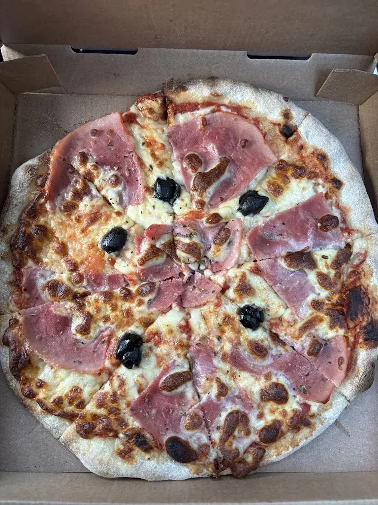 krystal delgrange_Hélène et ses pizzas_Châtillon-sur-Indre_recensione