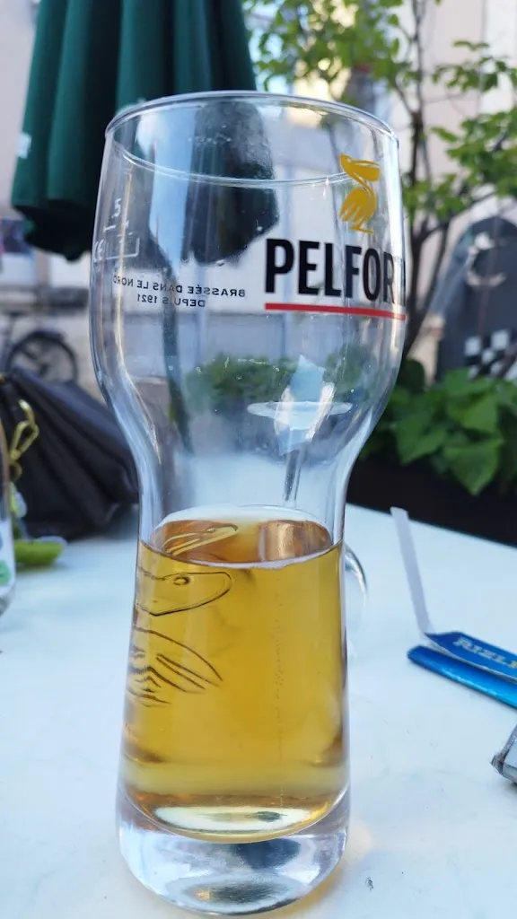 Ehud Mansfeld_Le Paddock Café_Châtillon-sur-Indre_review