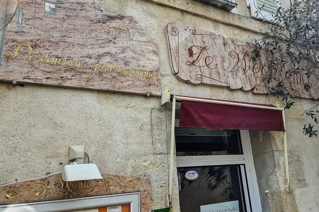 Le Week End restaurant in Chécy