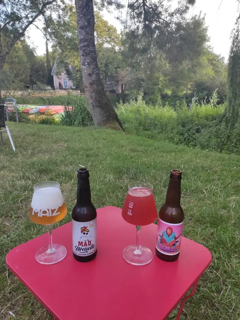 Ester de la Fuente_L'ilot d’Azay_Cheillé_recensione