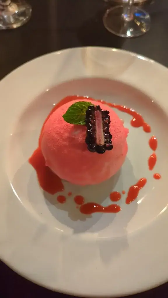 Coralie Lagrene_Le Pym's_Châteauroux_review