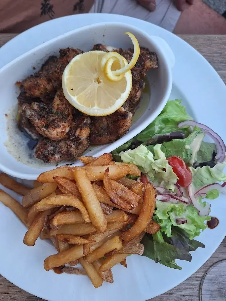 Sophie Perez_la table de Mary_Brignais_review