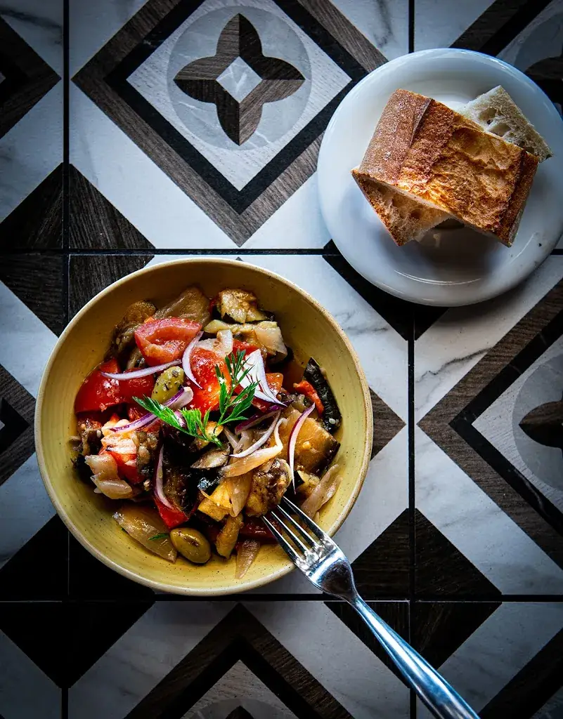 Manou - Restaurant Catalan & Bar à tapas à Brignais_Brignais_slider_image_2