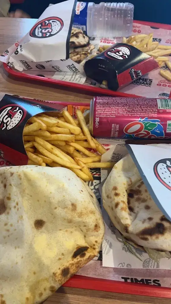 Inès_Times Square Chartres_Chartres_review