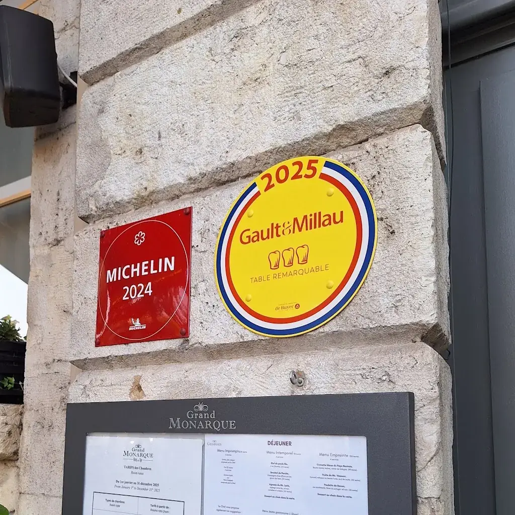 kacper sieklucki_Le Geôrges_Chartres_review