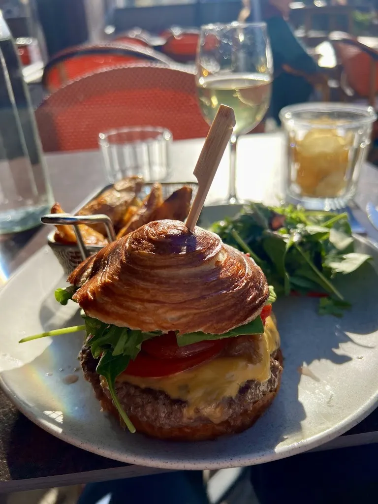 Aux Vieux Garçons_Chartres_slider_image_3